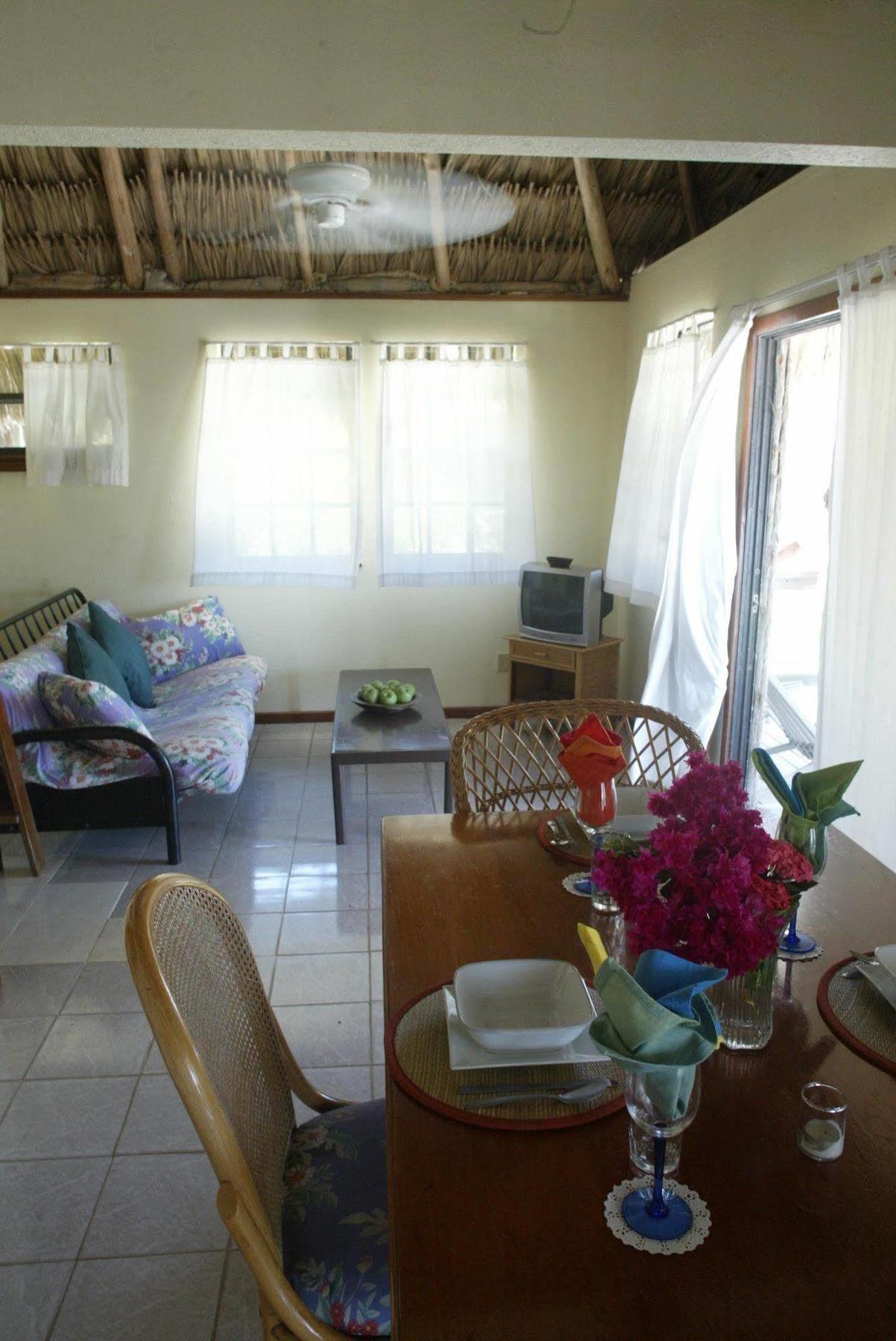 Exotic Caye Beach Resort San Pedro  Exterior photo
